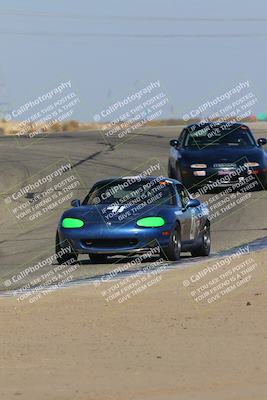 media/Oct-29-2022-CalClub SCCA (Sat) [[e05833b2e9]]/Race Group 3/Qualifying (Outside Grapevine)/